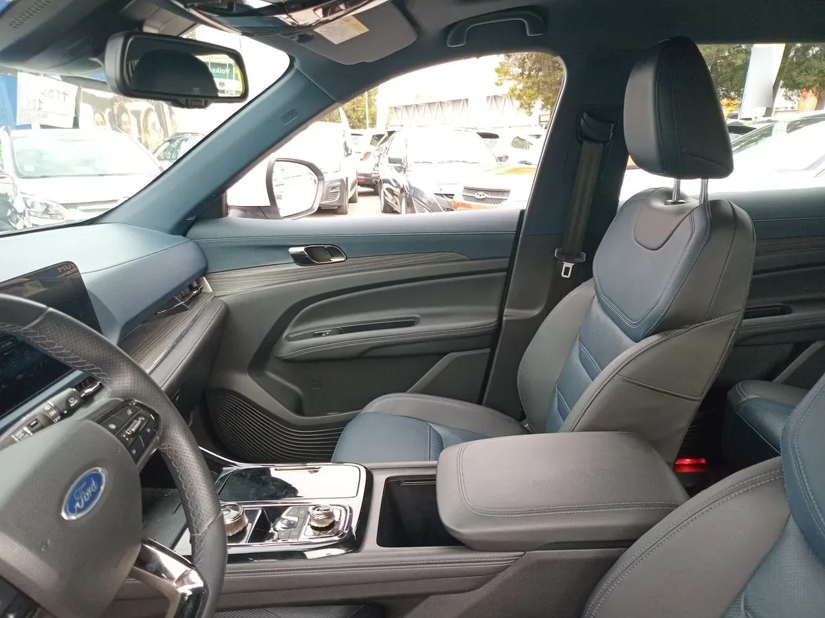 Ford Territory 1.5 Titanium 4x2 At 5p año 2025