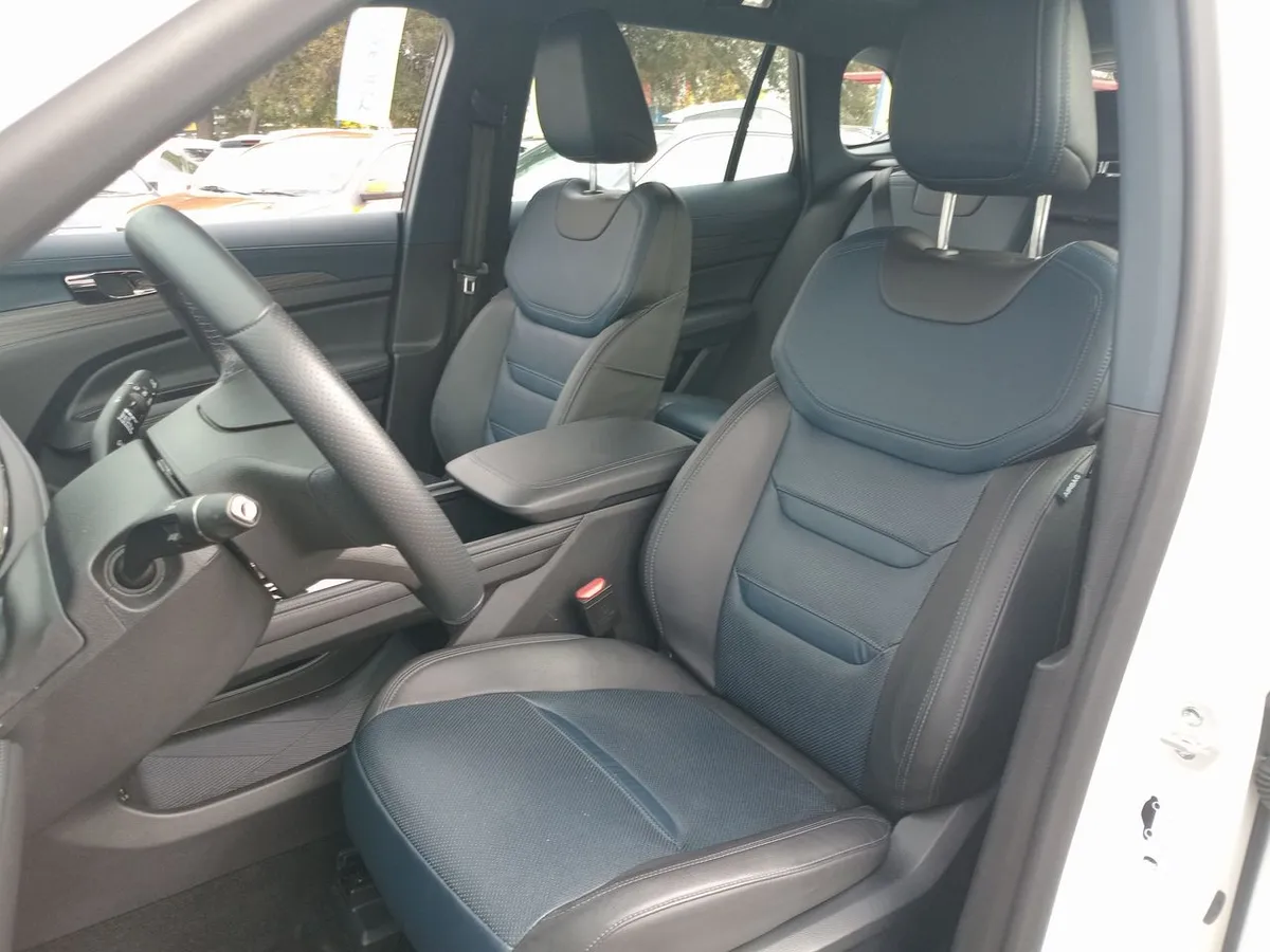 Ford Territory 1.5 Titanium 4x2 At 5p año 2025