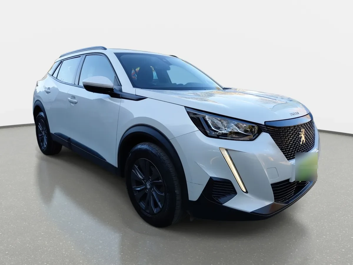 Peugeot 2008 1.2 Active Puretech 4x2 130 Mt 5p año 2021