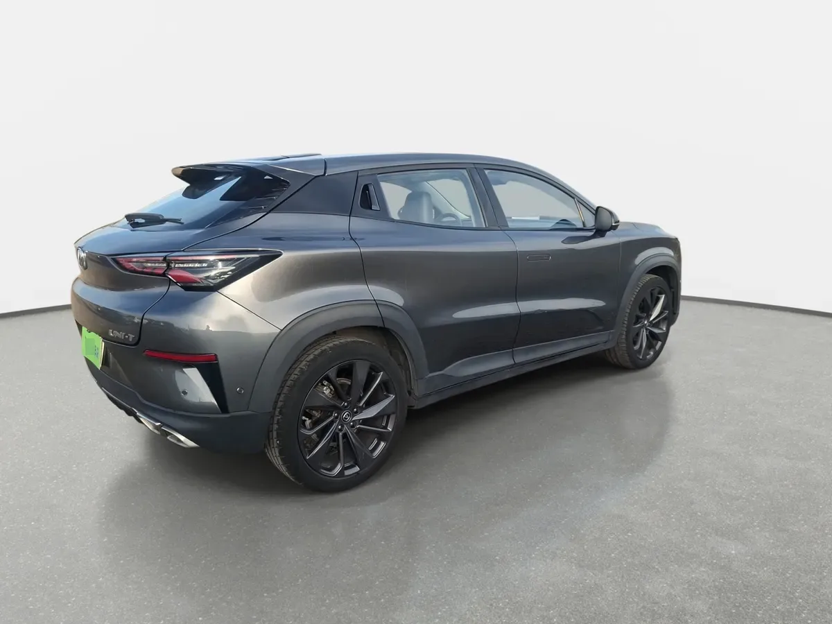Changan Uni-T 1.5 Luxury 4x2 At 5p año 2022
