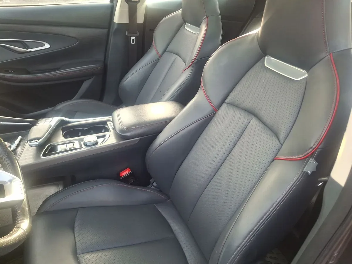 Changan Uni-T 1.5 Luxury 4x2 At 5p año 2022
