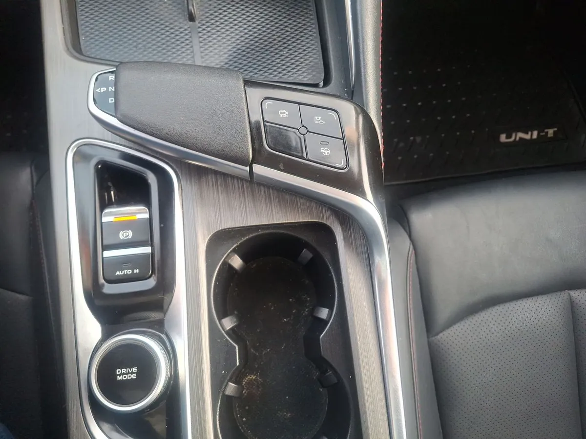 Changan Uni-T 1.5 Luxury 4x2 At 5p año 2022