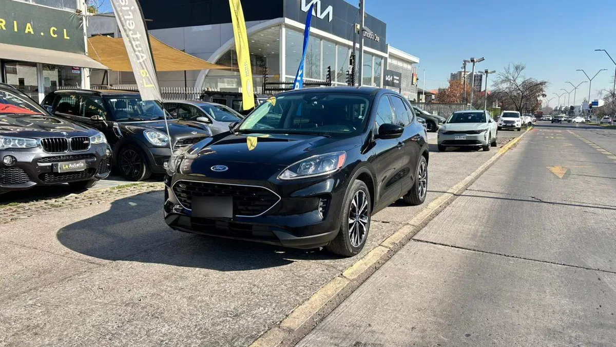 Ford Escape 2.5 Atkinson Se Hybrid Fwd At año 2023