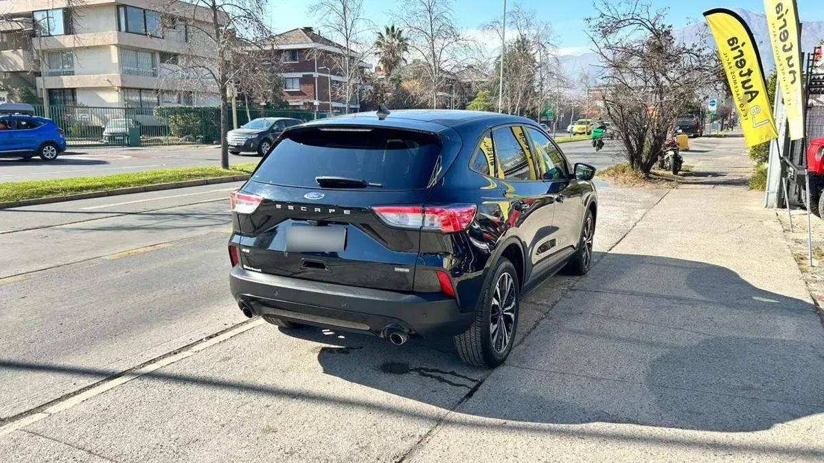 Ford Escape 2.5 Atkinson Se Hybrid Fwd At año 2023