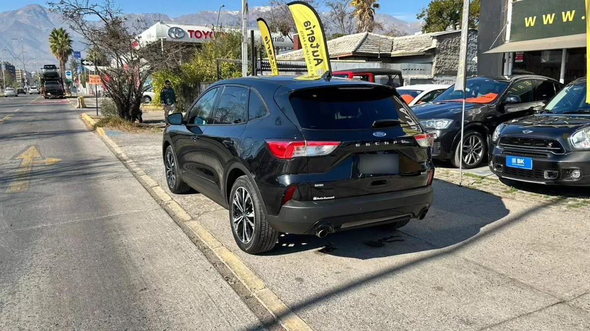 Ford Escape 2.5 Atkinson Se Hybrid Fwd At año 2023