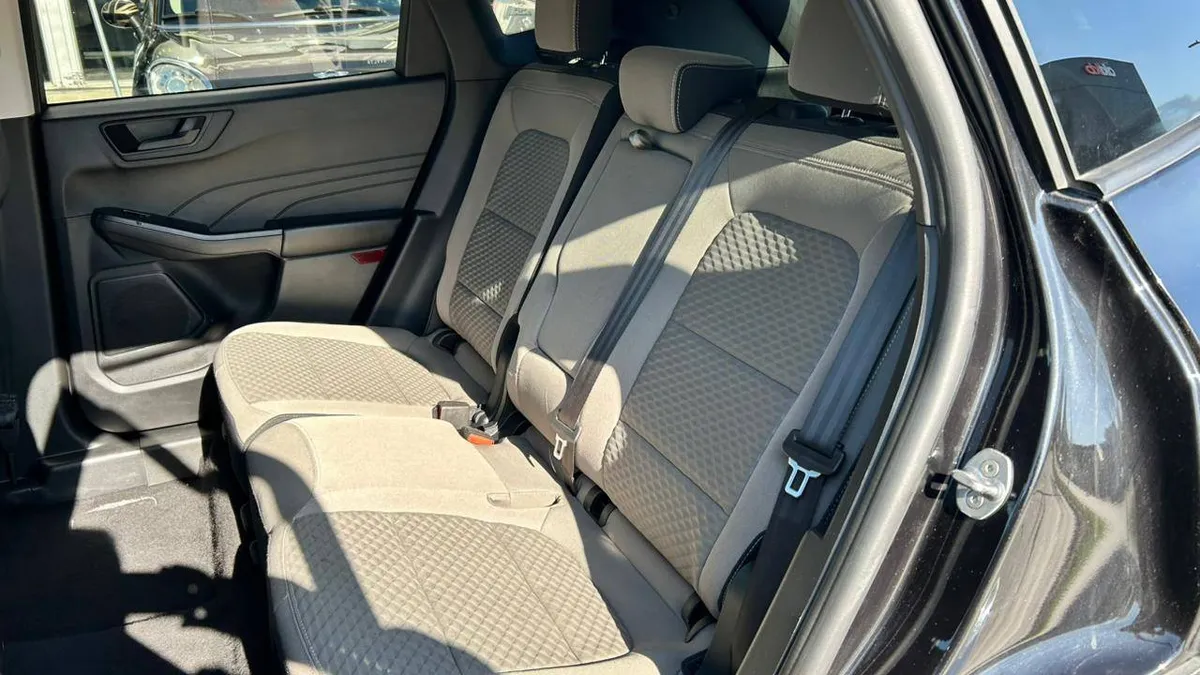 Ford Escape 2.5 Atkinson Se Hybrid Fwd At año 2023
