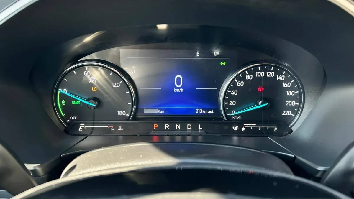 Ford Escape 2.5 Atkinson Se Hybrid Fwd At año 2023