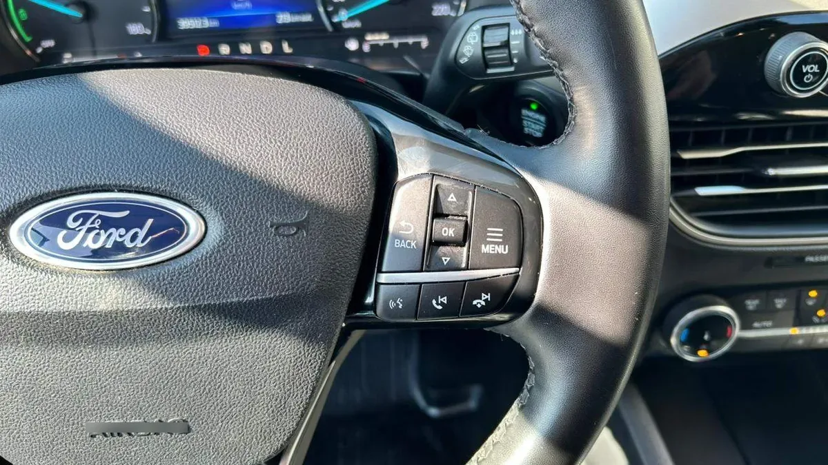 Ford Escape 2.5 Atkinson Se Hybrid Fwd At año 2023
