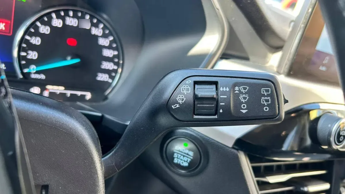 Ford Escape 2.5 Atkinson Se Hybrid Fwd At año 2023