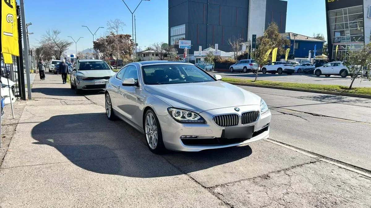 Bmw 650i Coupe  Aut 4.4 4x2 At 2p año 2015