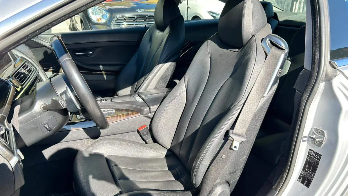 Bmw 650i Coupe  Aut 4.4 4x2 At 2p año 2015
