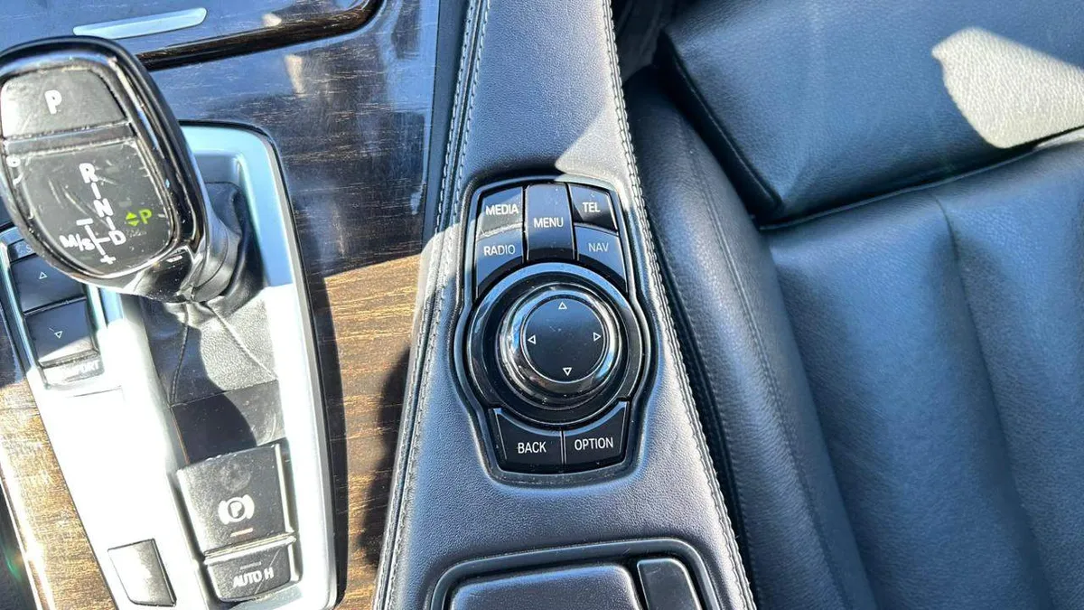 Bmw 650i Coupe  Aut 4.4 4x2 At 2p año 2015