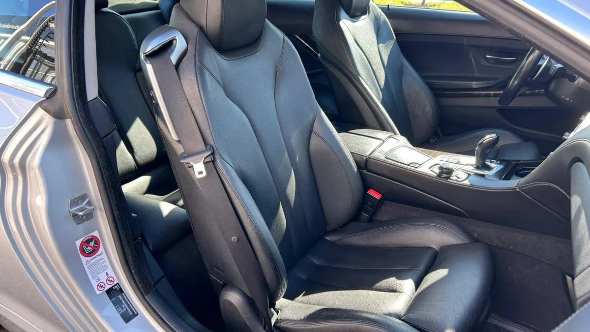Bmw 650i Coupe  Aut 4.4 4x2 At 2p año 2015