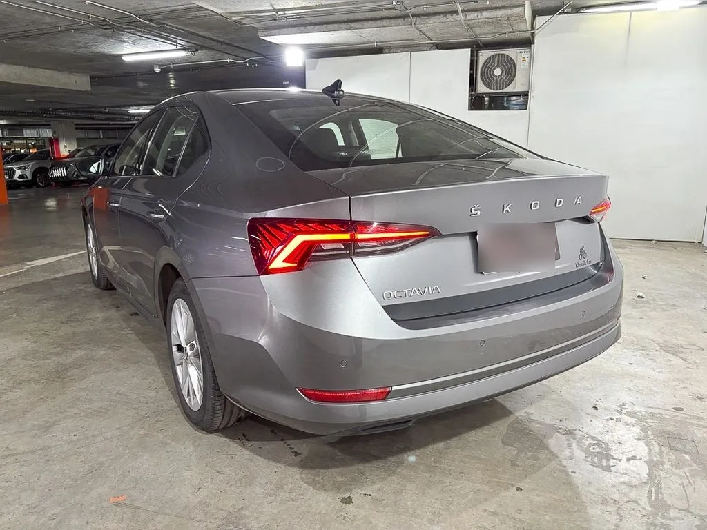 Skoda Octavia 1.4 Tsi Ambition año 2025