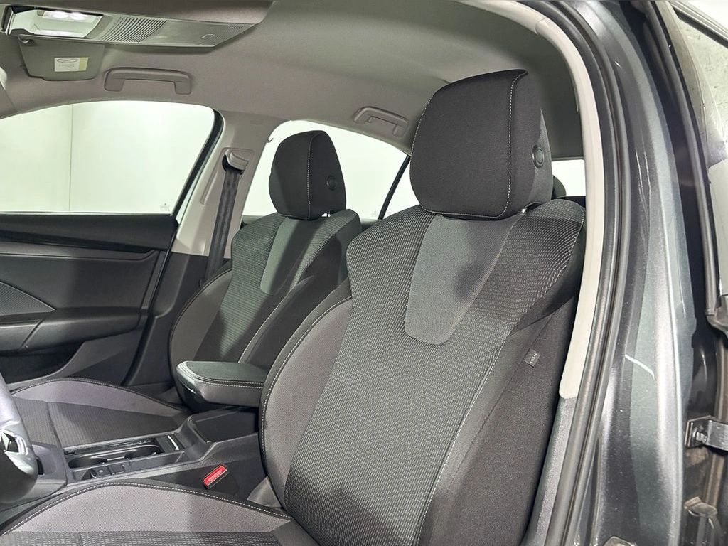 Skoda Octavia 1.4 Tsi Ambition año 2025