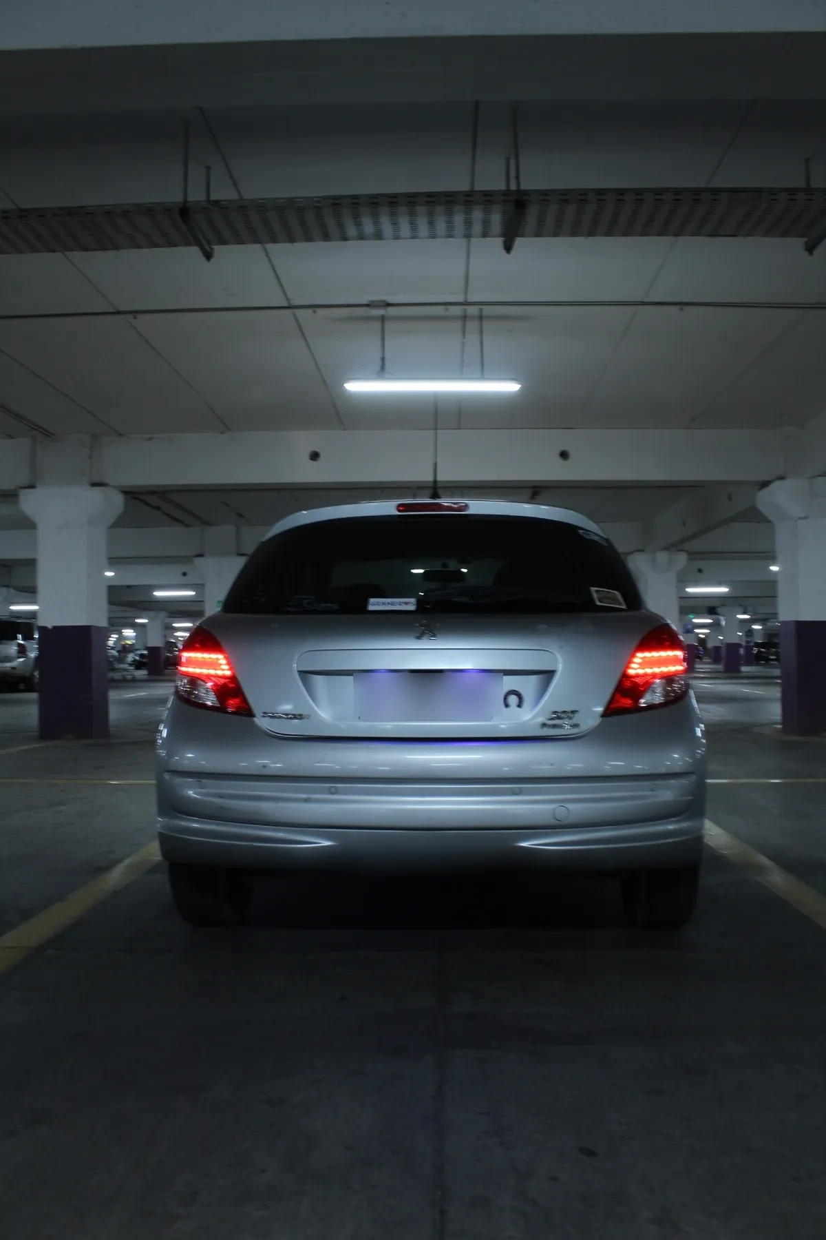 PEUGEOT 207 1.4 Premium Sportium Mt año 2011
