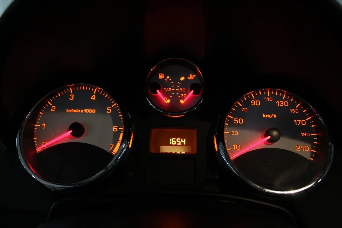 PEUGEOT 207 1.4 Premium Sportium Mt año 2011