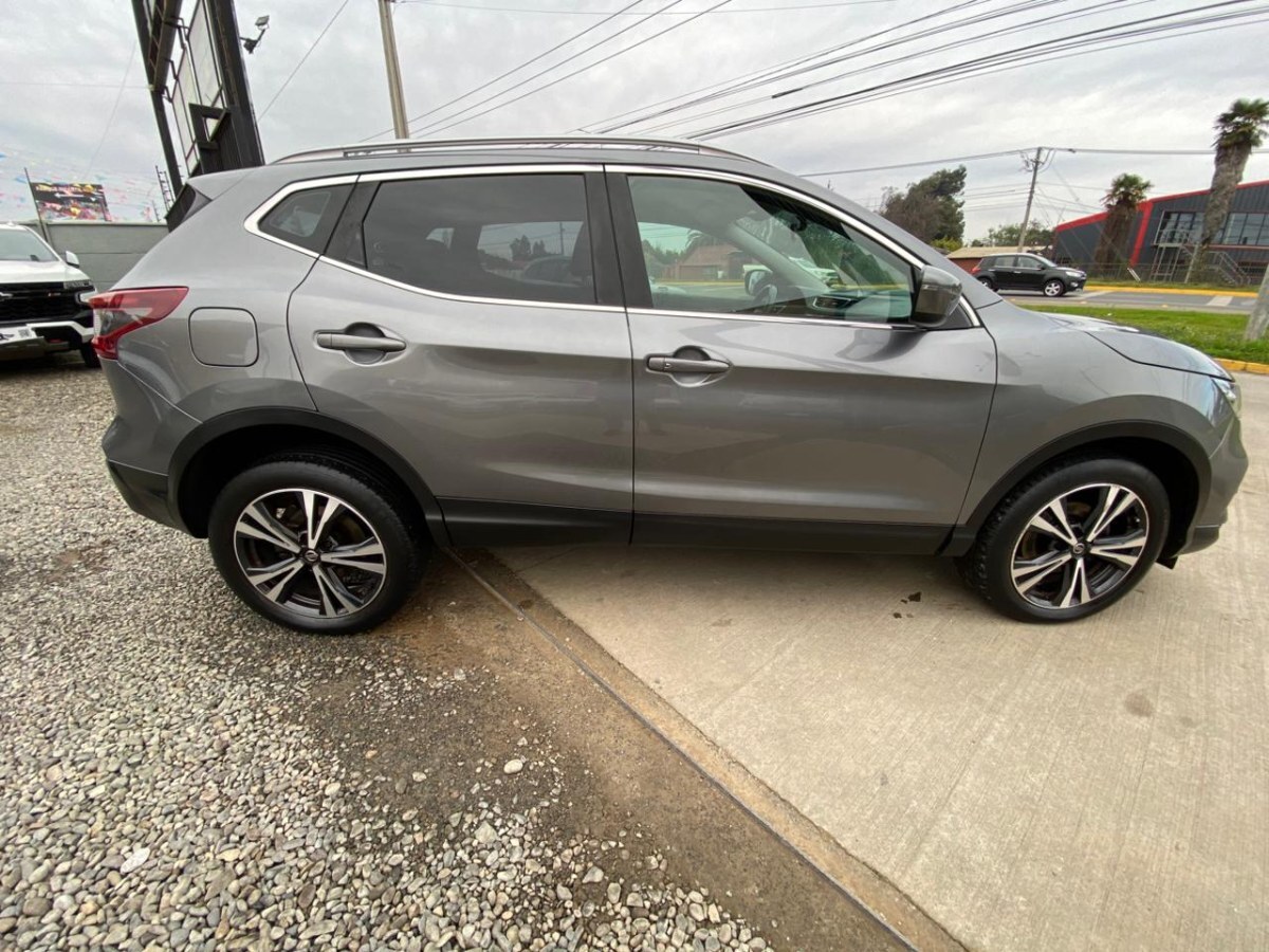 Nissan Qashqai Advance 2.0 año 2022