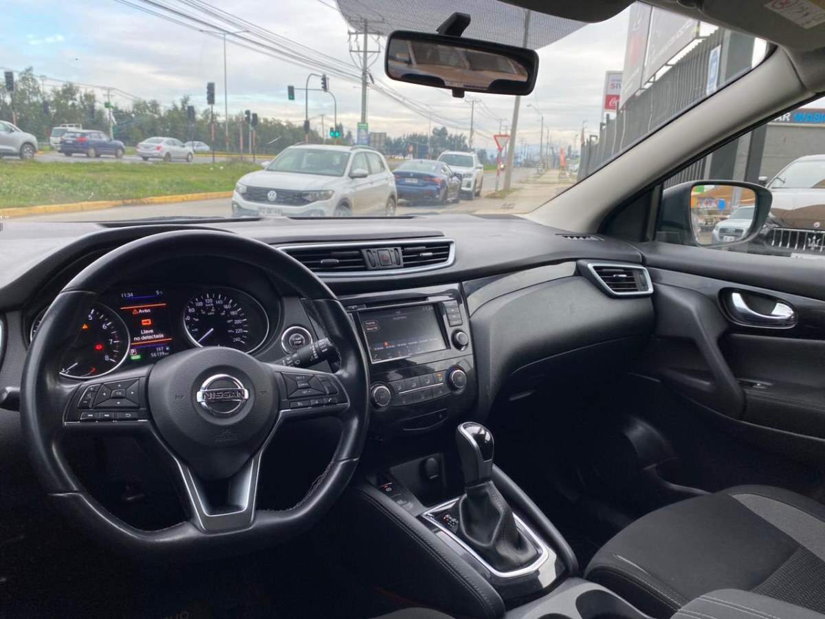 Nissan Qashqai Advance 2.0 año 2022