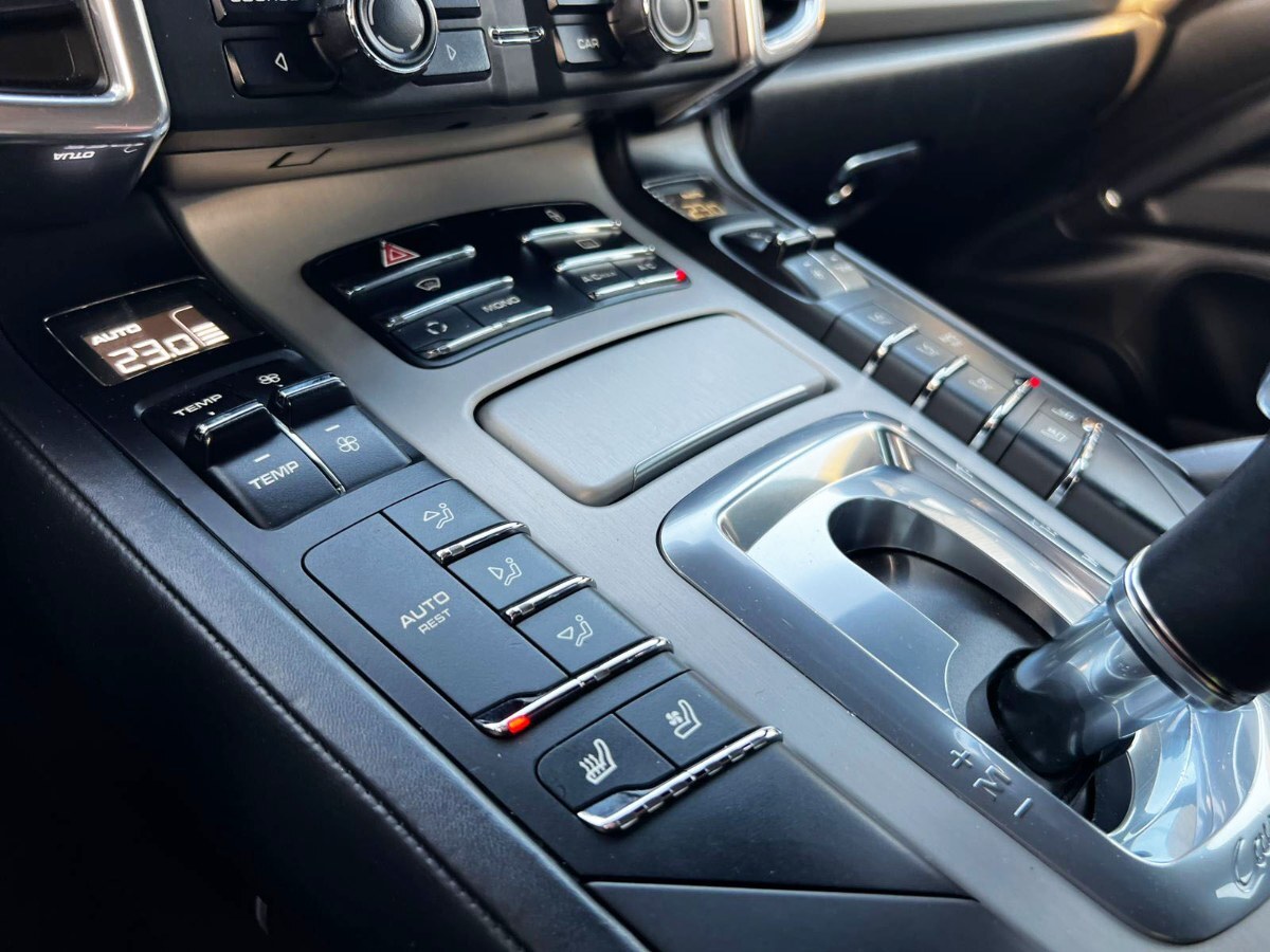 Porsche Cayenne Turbo 4.8 año 2013