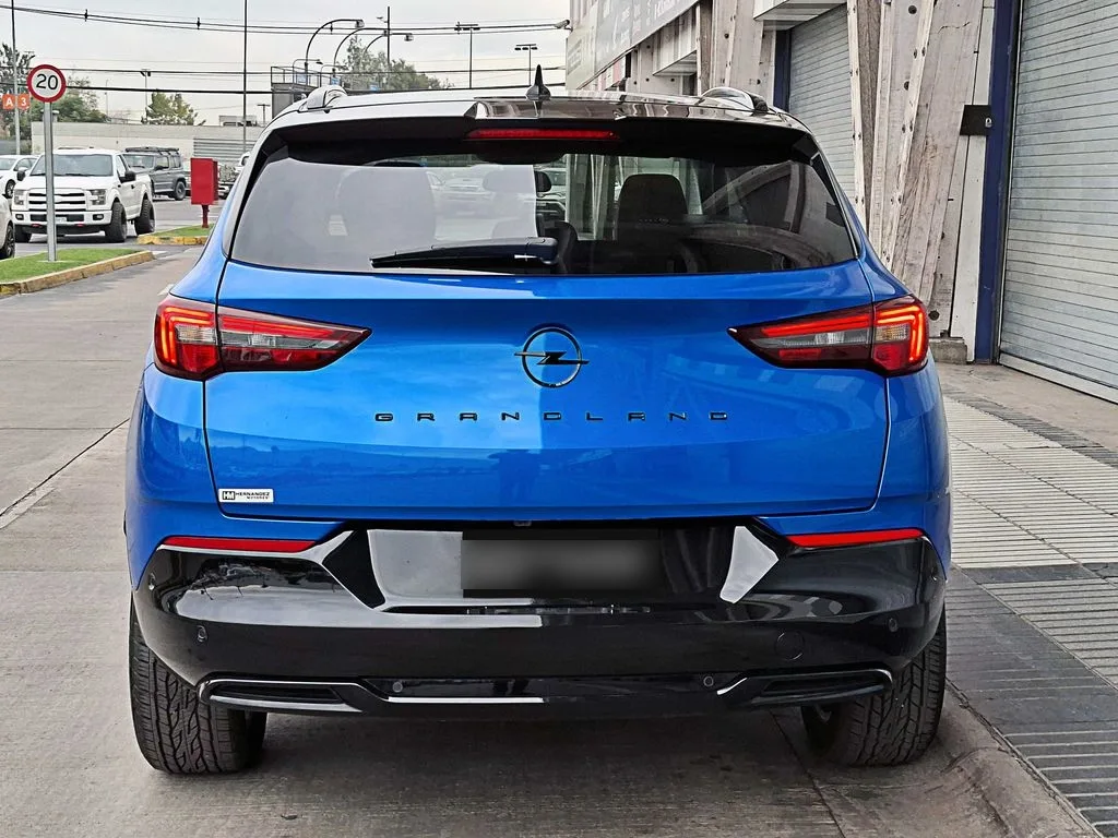 Opel Grandland 1.2t Gs Line 4x2 At 5p año 2024