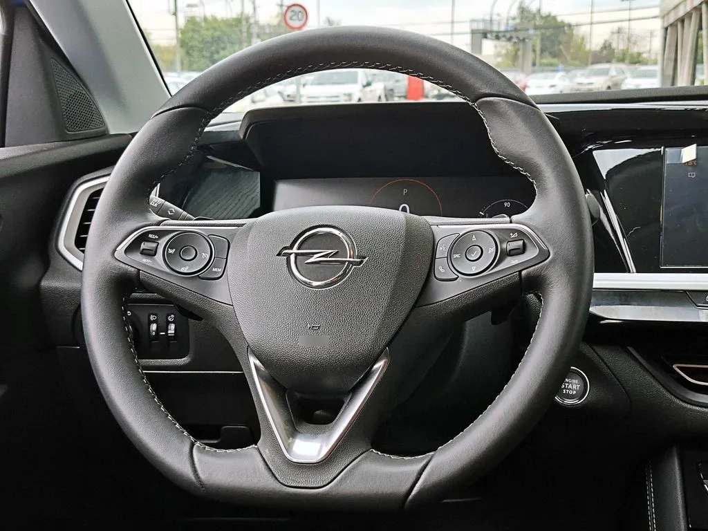 Opel Grandland 1.2t Gs Line 4x2 At 5p año 2024