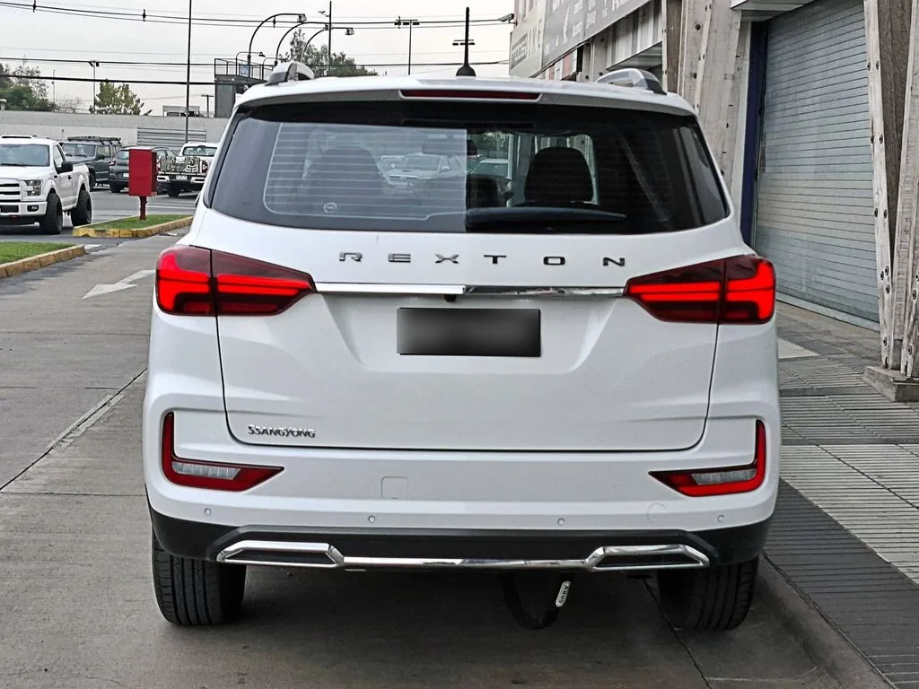 Ssangyong Rexton Otto 2.0 año 2026