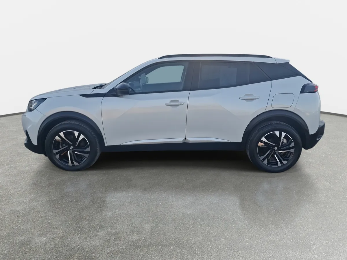 Peugeot 2008 1.5 Allure Bluehdi 130 4x2 At 5p año 2023