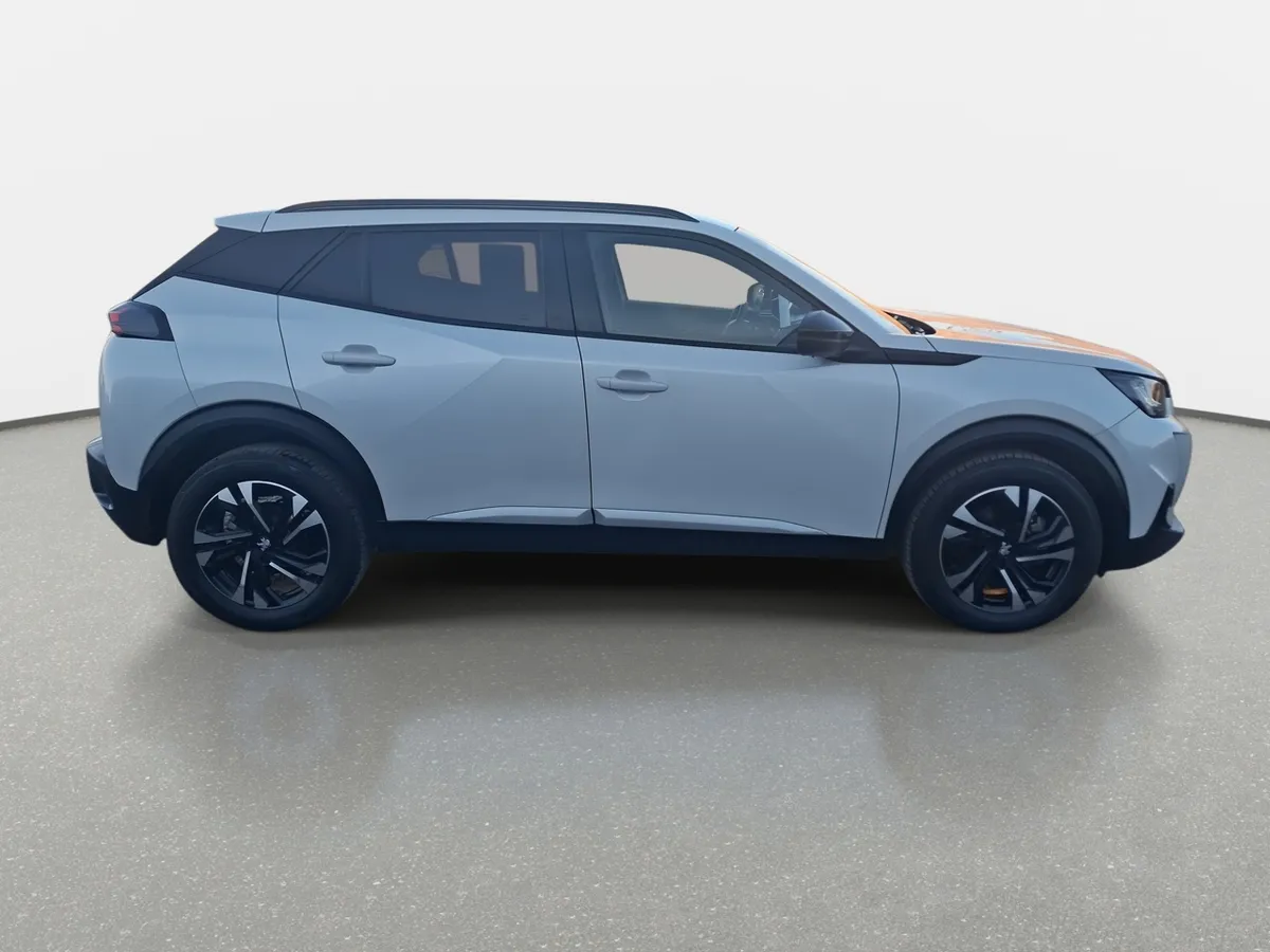 Peugeot 2008 1.5 Allure Bluehdi 130 4x2 At 5p año 2023