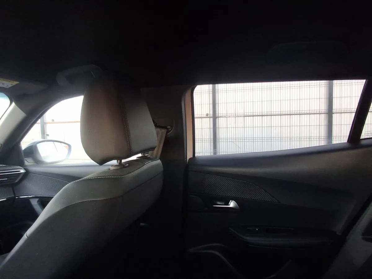 Peugeot 2008 1.5 Allure Bluehdi 130 4x2 At 5p año 2023
