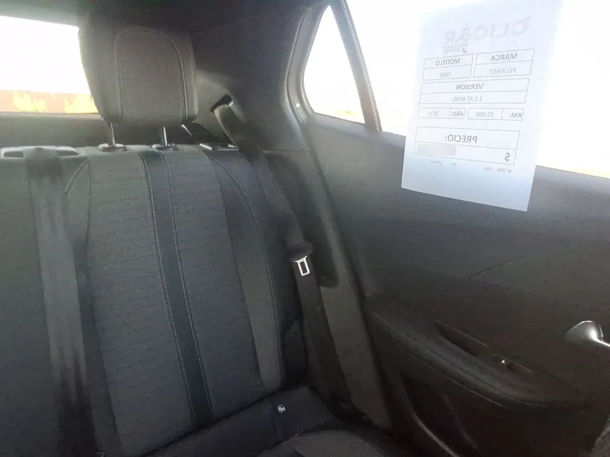 Peugeot 2008 1.5 Allure Bluehdi 130 4x2 At 5p año 2023