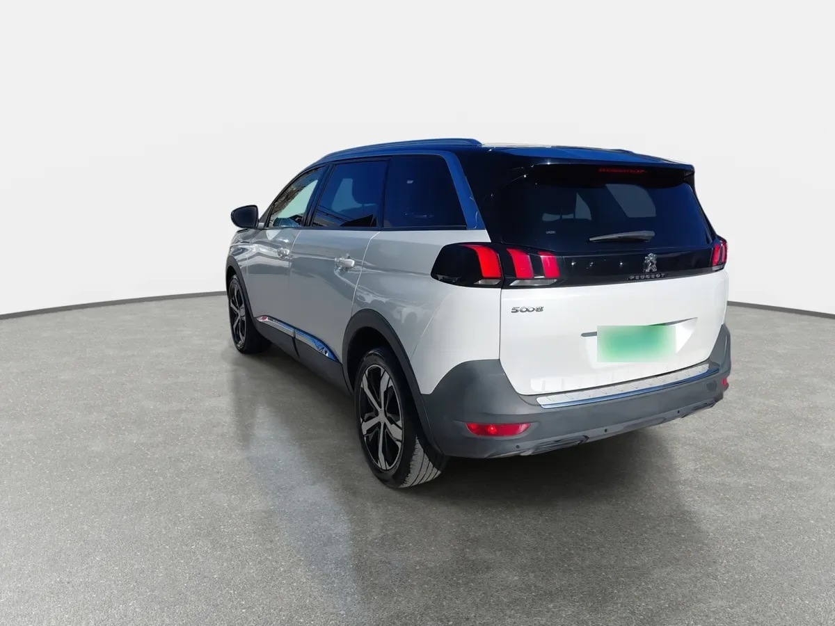 Peugeot 5008 1.5 Allure Bluehdi 4x2 130 Eat6 5p año 2020