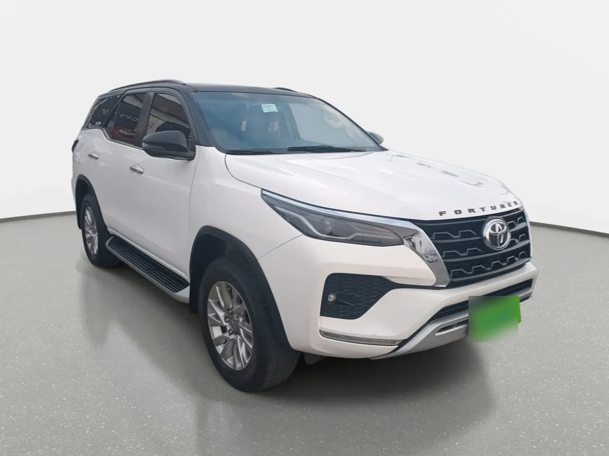 Toyota Fortunner 2.7 Srx 4x2 At 5p año 2022