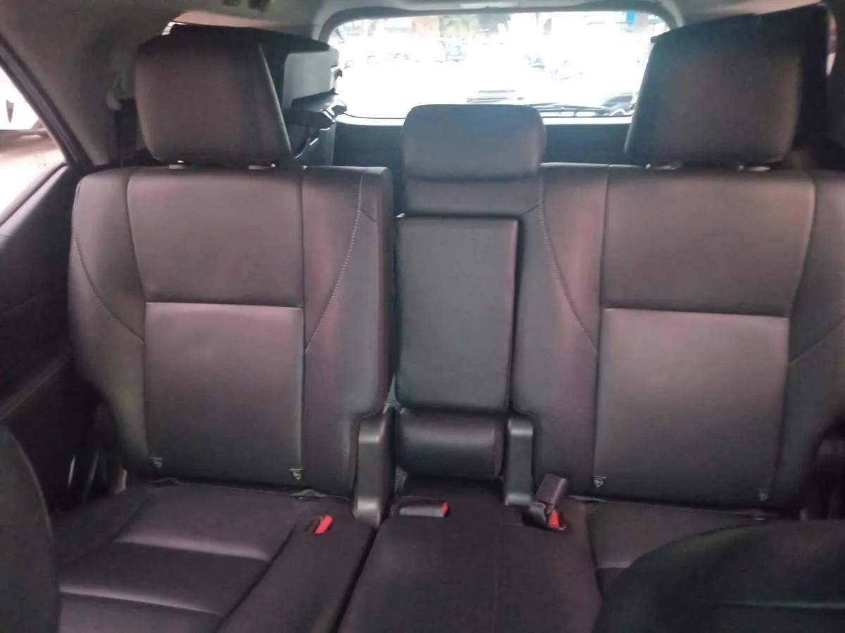 Toyota Fortunner 2.7 Srx 4x2 At 5p año 2022