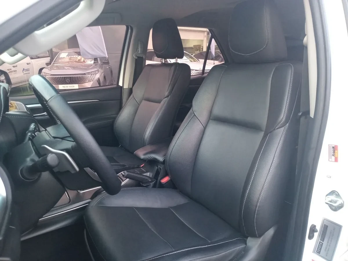 Toyota Fortunner 2.7 Srx 4x2 At 5p año 2022
