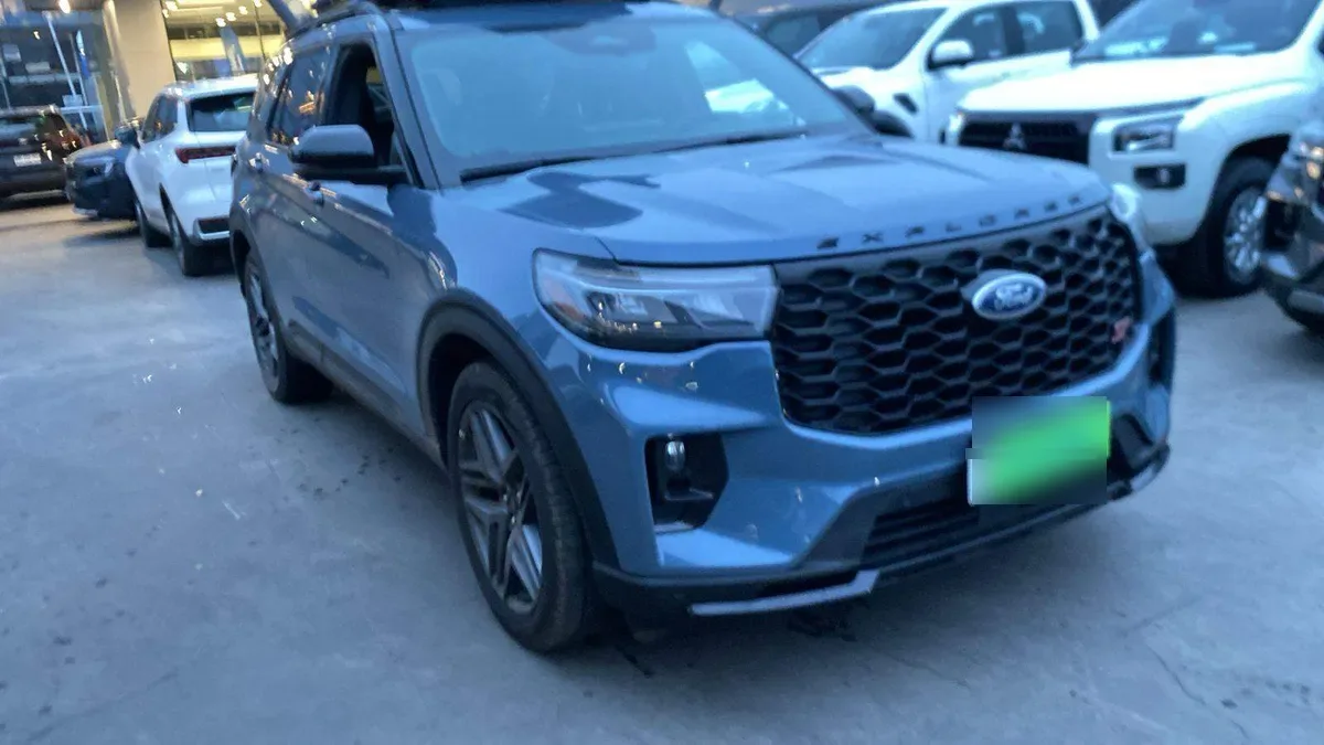 Ford Explorer 3.0 St 4wd At 5p año 2025