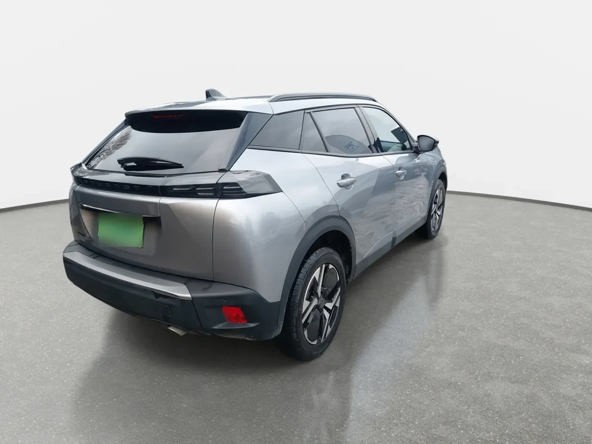 Peugeot 2008 1.5 Allure Pack Bluehdi 130hp Diesel 4x2 Eat8 5p año 2024
