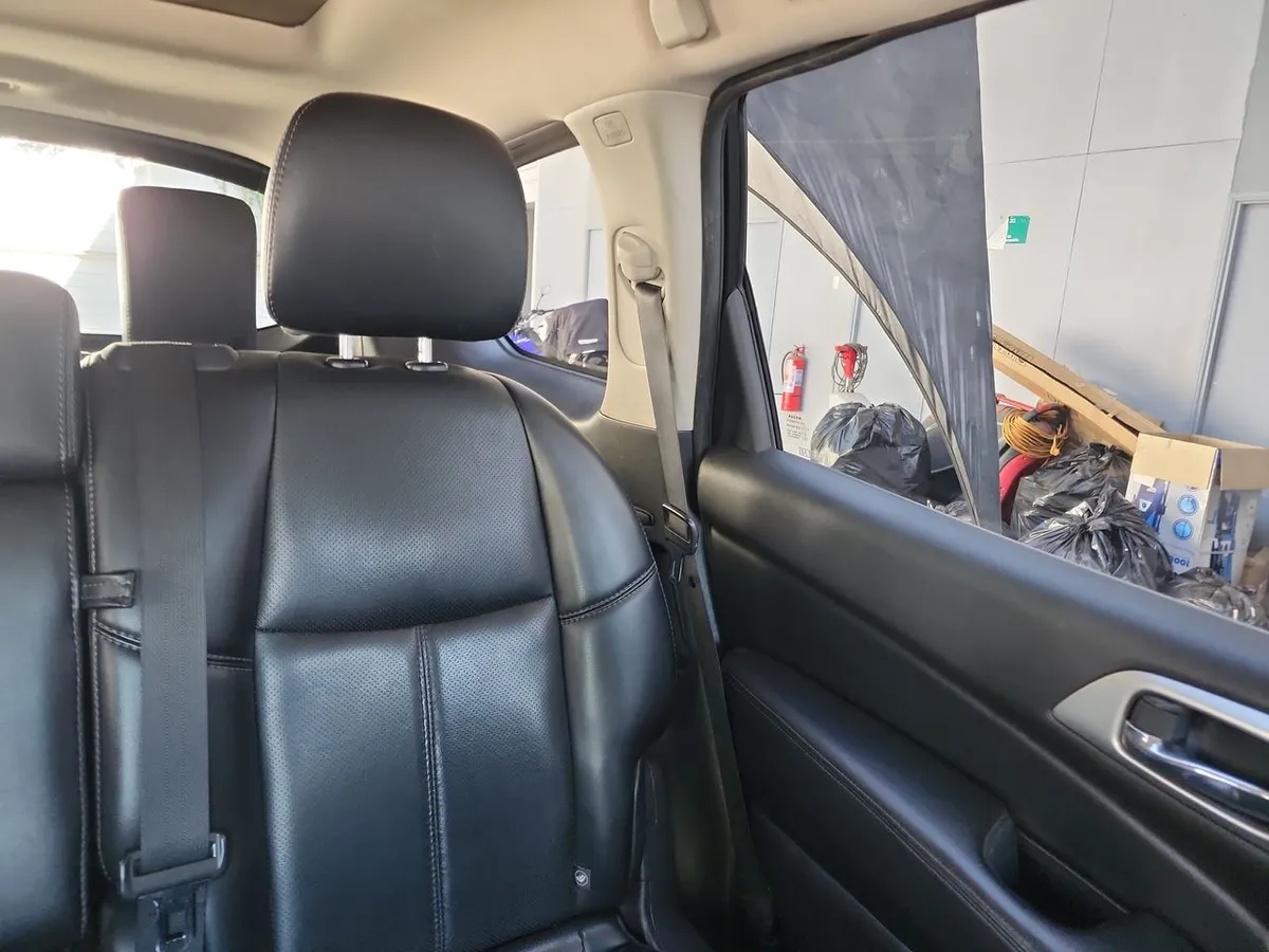 Nissan Pathfinder 3.5 Exclusive 4wd Cvt At 5p año 2016