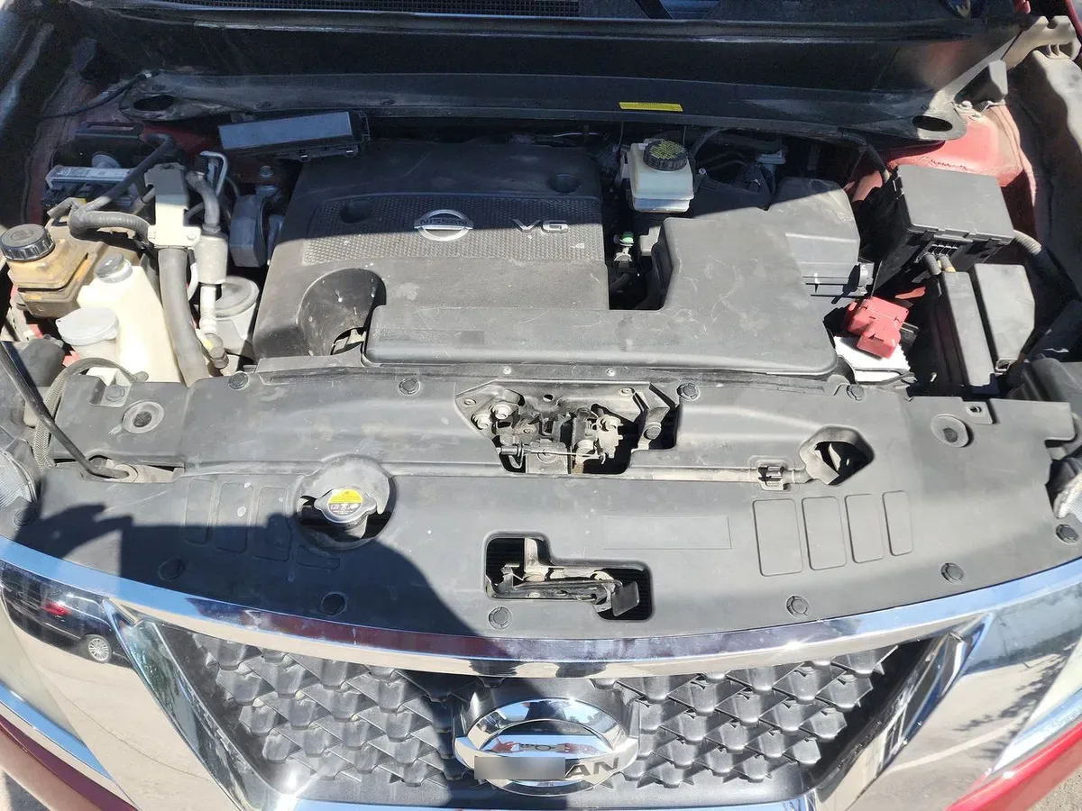 Nissan Pathfinder 3.5 Exclusive 4wd Cvt At 5p año 2016