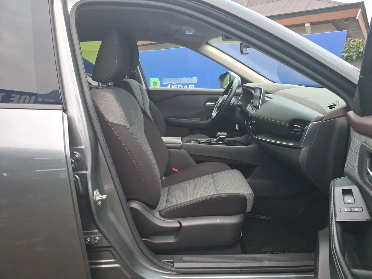 Nissan X-Trail 2.5 Sense 4x2 3row Cvt At 5p año 2024
