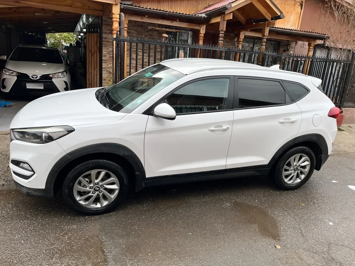 HYUNDAI TUCSON 2.0 Crdi Lm P/e 5dr Gls Full At Diesel año 2016