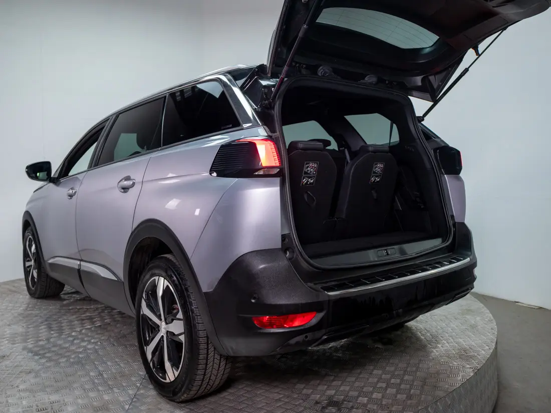 Peugeot 5008 5008 1.6 Allure Pack Thp 165 At año 2023