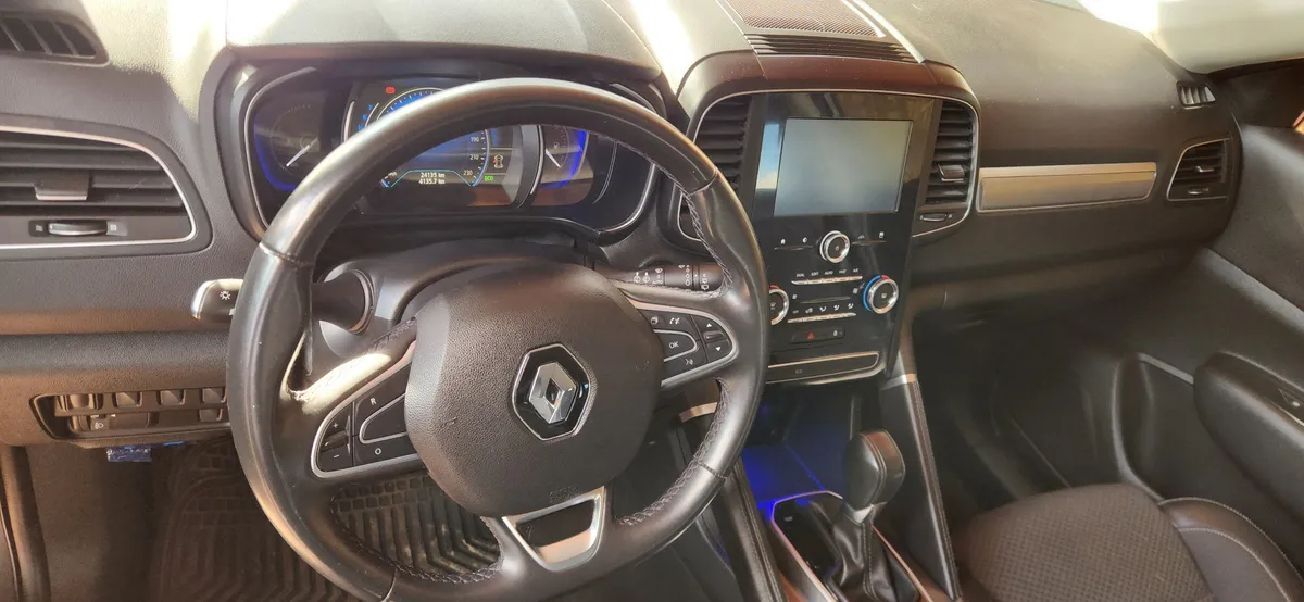 RENAULT KOLEOS 2.5 Intens At 4x2 año 2025