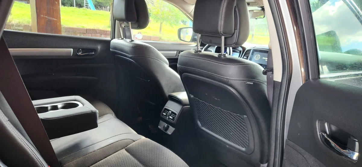 RENAULT KOLEOS 2.5 Intens At 4x2 año 2025