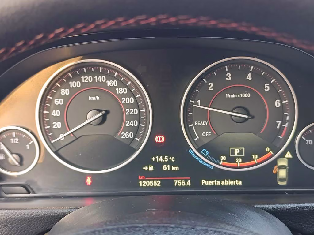 BMW 318 I Sport Lci año 2017