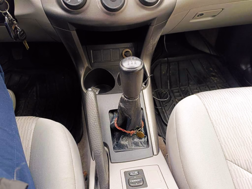 Toyota Rav4 2.4 año 2013