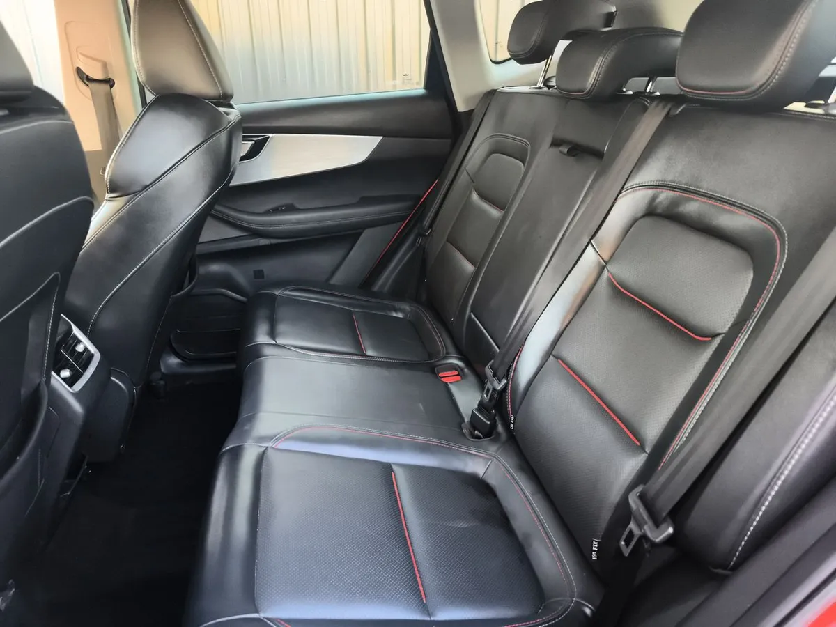 Chery Tiggo 7 Pro 1.5t Gls Cvt At 5p año 2024