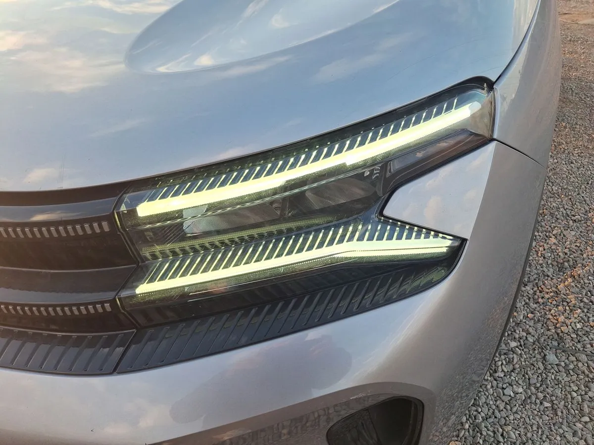Citroen C5 Aircross 1.5 Feel Pack Diesel 4x2 130 Ss Eat8 At 5p año 2023