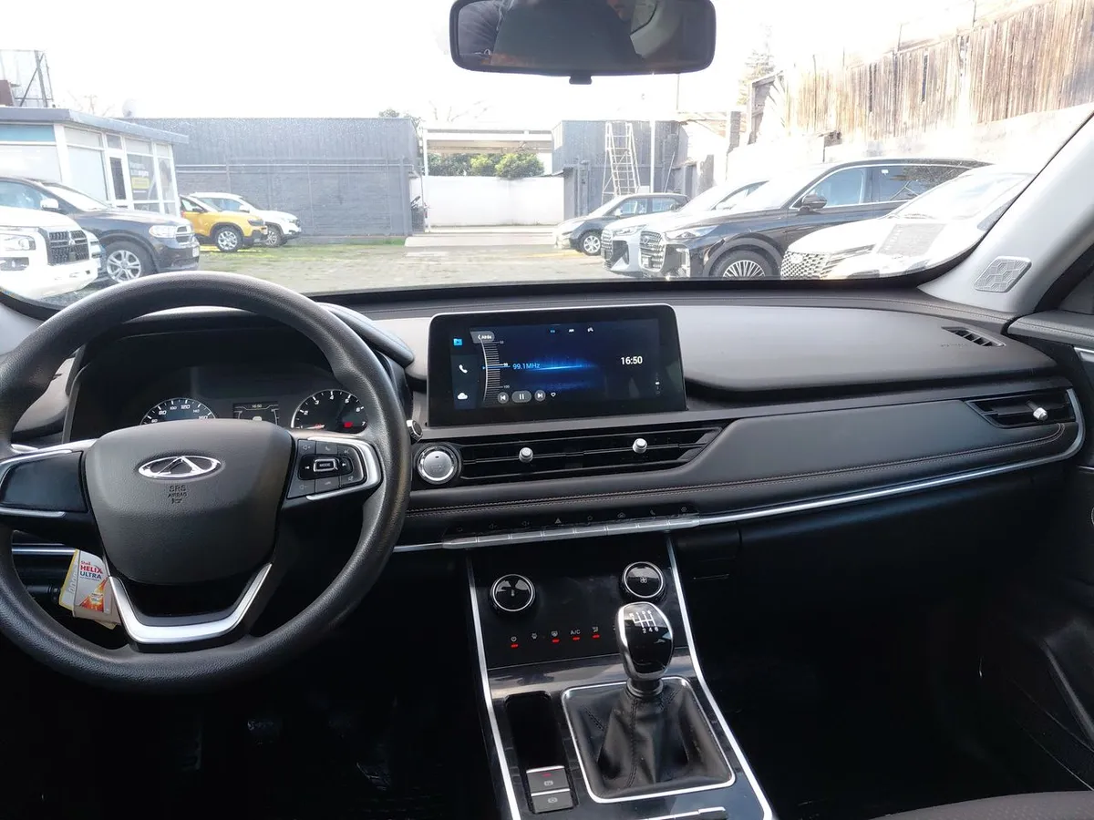 Chery Tiggo 8 1.5t Gl 4x2 Mt6 5p año 2023