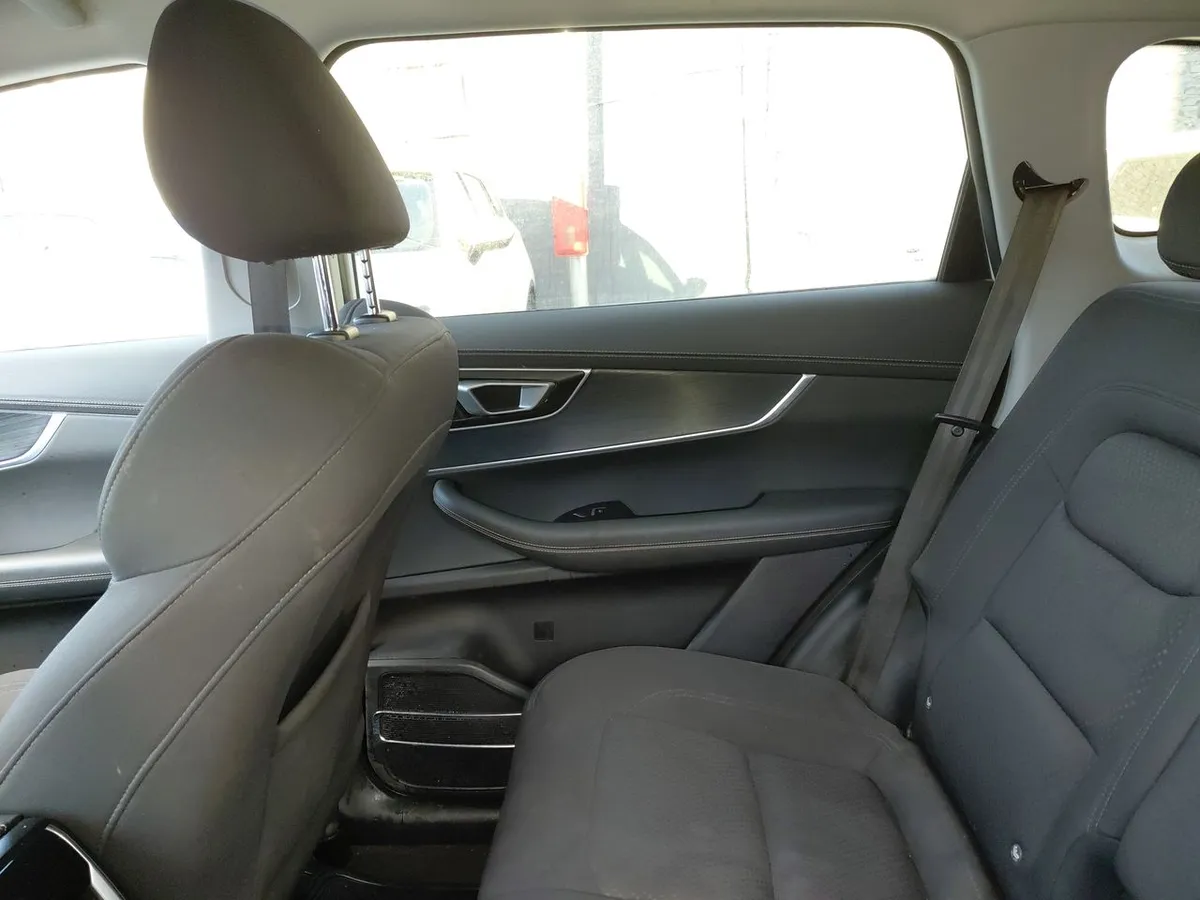 Chery Tiggo 8 1.5t Gl 4x2 Mt6 5p año 2023